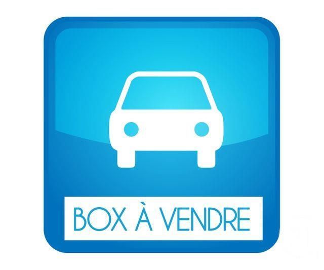 Parking à vendre - 12,30 m2 - Paris - 75015 - ILE-DE-FRANCE