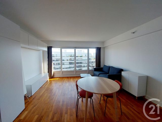 Appartement Studio à louer PARIS