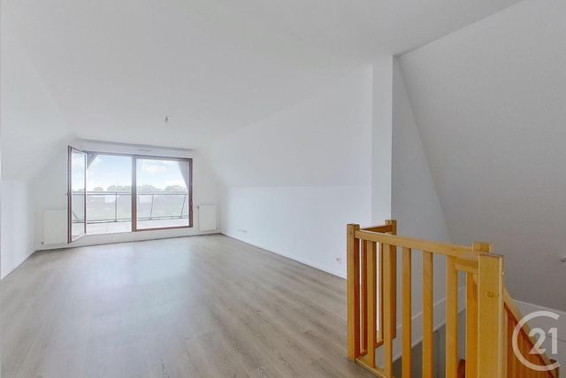 Appartement F3 à louer - 3 pièces - 73,80 m2 - Montreuil - 93 - ILE-DE-FRANCE